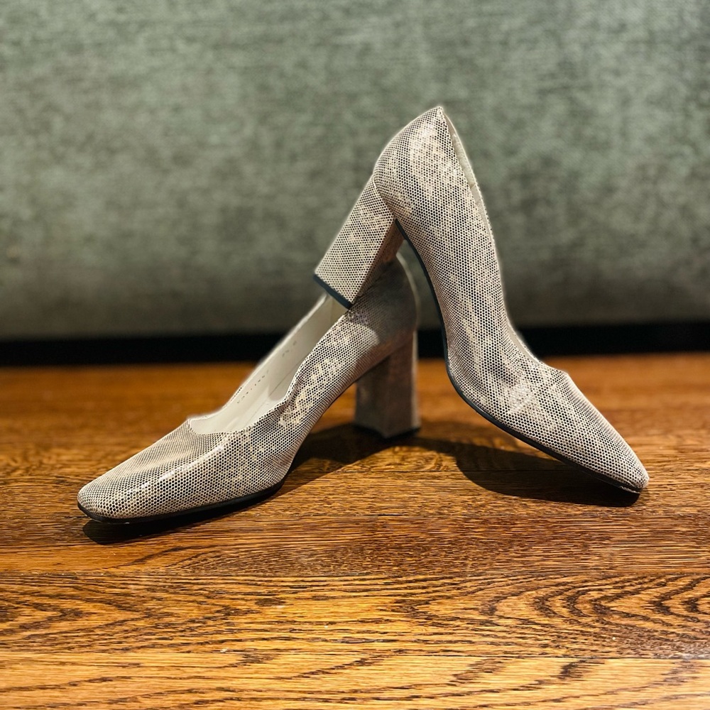 Stuart Weitzman Gold Heels With Block Heel - image 2